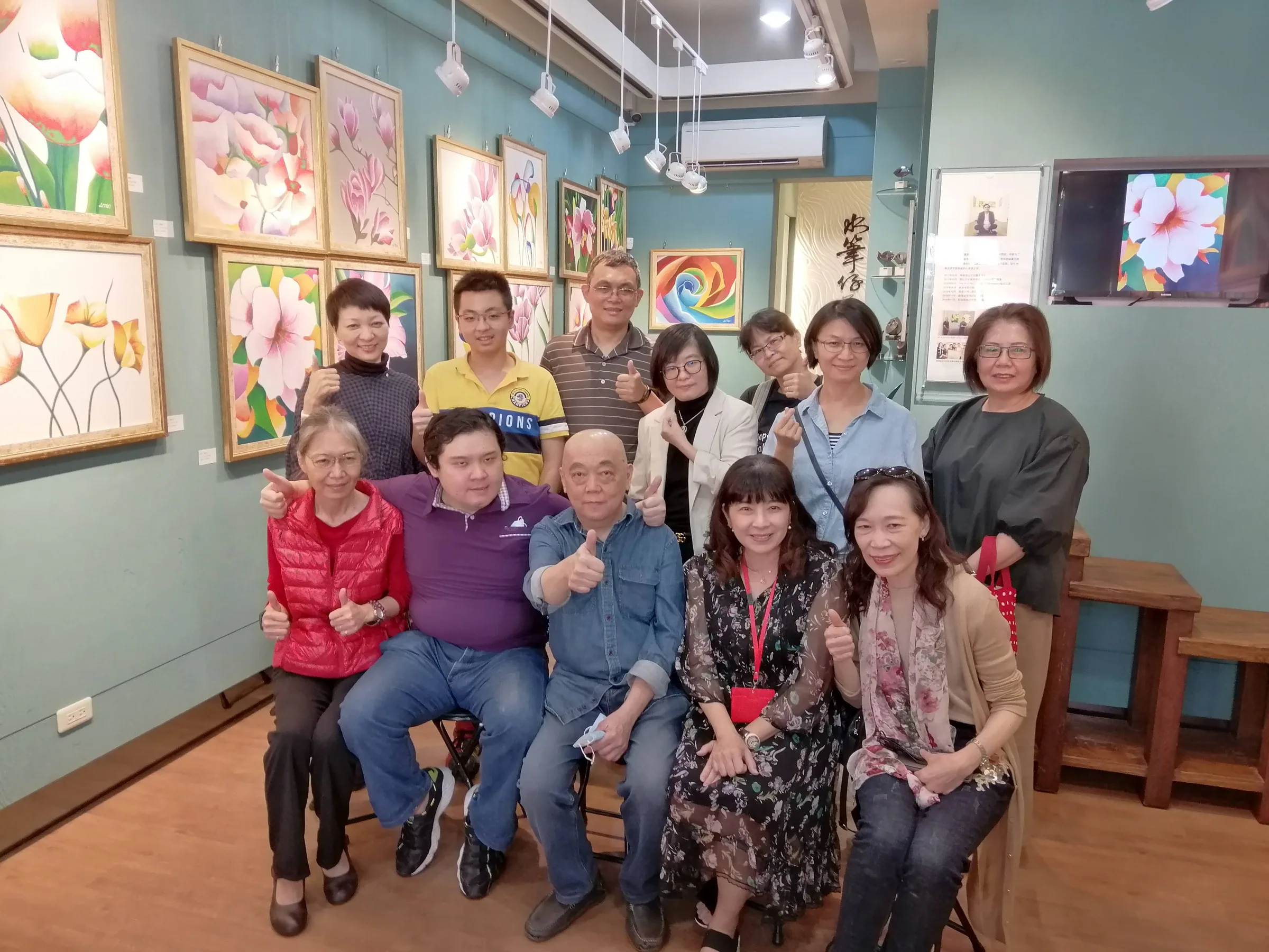World of Flowers — YangMing Road Art Gallery — 10